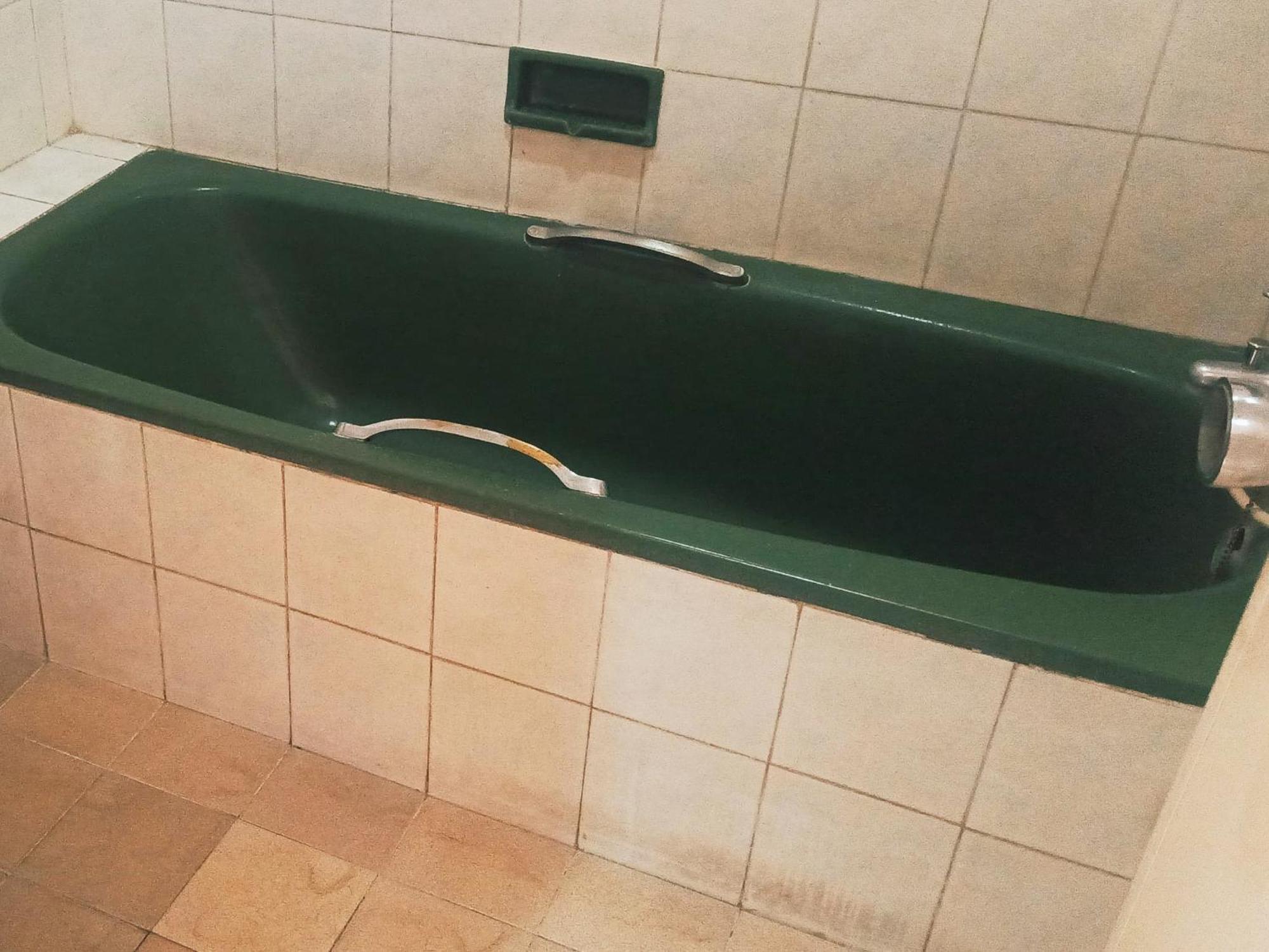 Hotel Wijaya Пурвокерто Экстерьер фото